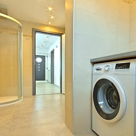 Villa Crystallina *