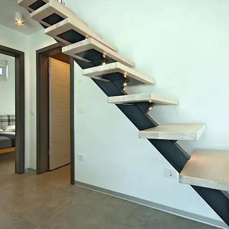 Crystallina Villa